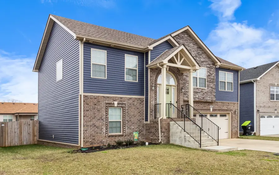 243 Dugger Dr, Clarksville, TN 37042 - #2