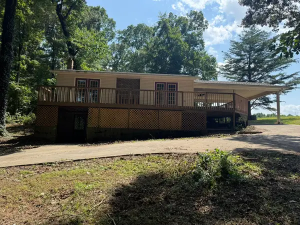 395 Choctaw Lane, Niota, TN 37826