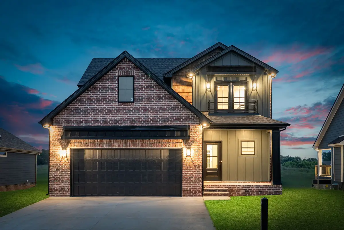 914 Bankside Dr, Clarksville, TN 37043 - #1