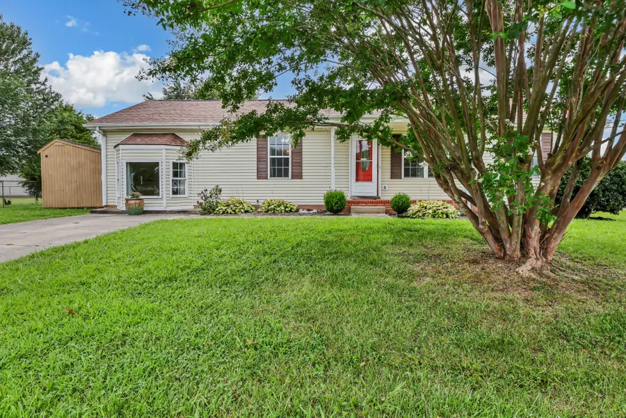3200 N Senseney Cir, Clarksville, TN 37042 - #2
