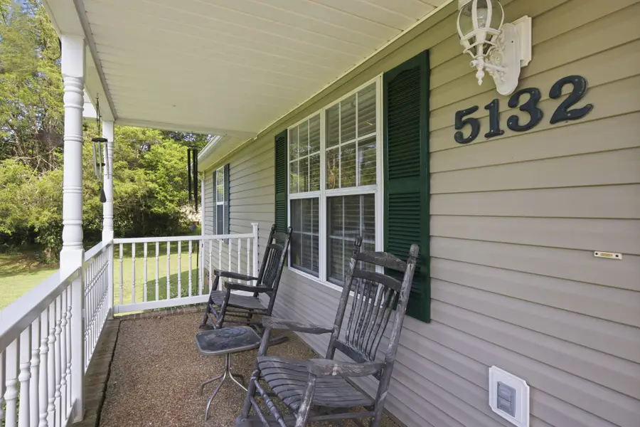 5132 Kedron Rd, Columbia, TN 38401 - #2