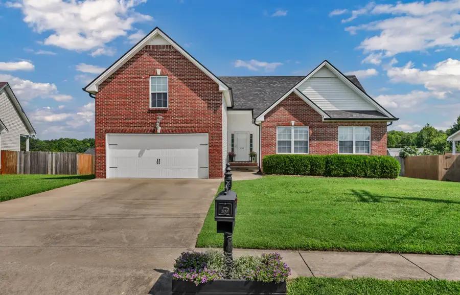 252 Harold Dr, Clarksville, TN 37040 - #2