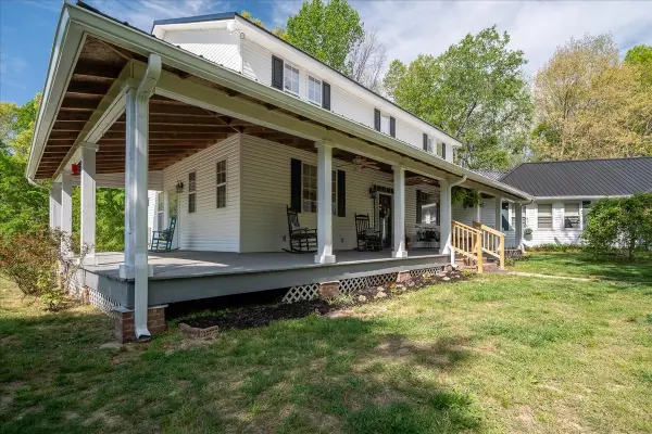 226 Nash Rd, Summertown, TN 38483