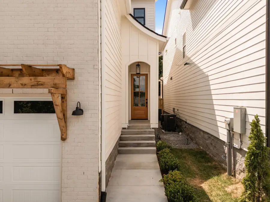1520A Corder Dr, Nashville, TN 37206 - #2