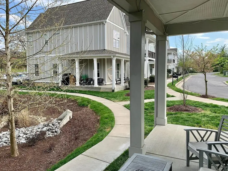 716 Cottage Park Dr, Nashville, TN 37207 - #2
