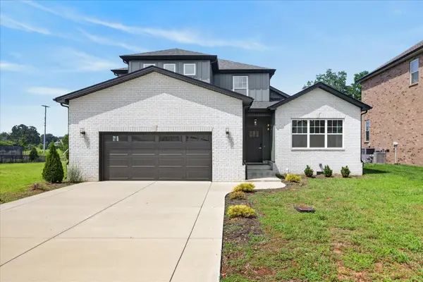 281 Bluebell Dr, Clarksville, TN 37043
