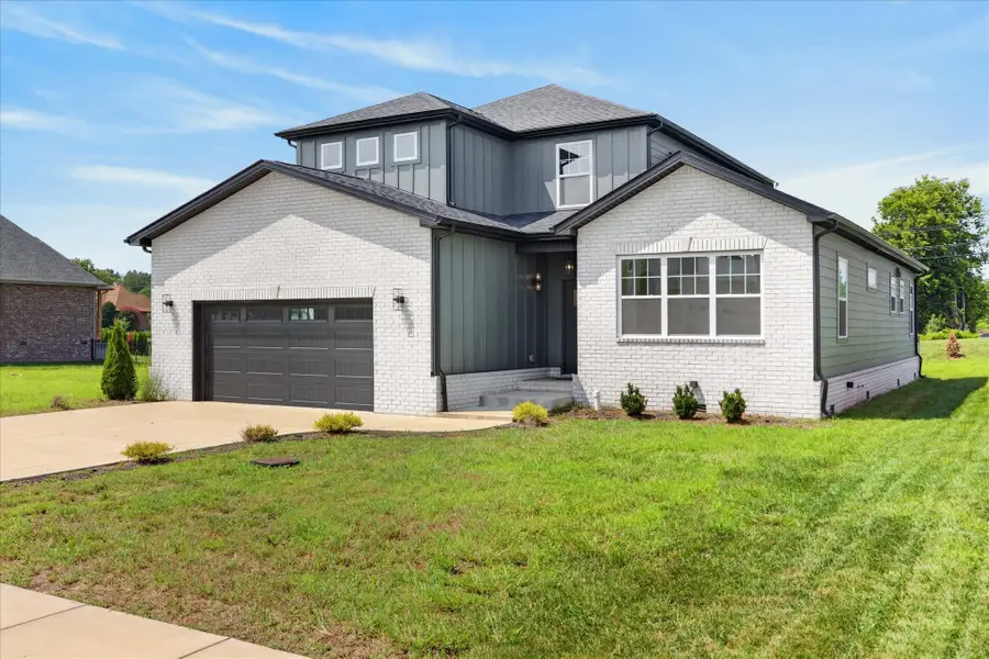 281 Bluebell Dr, Clarksville, TN 37043 - #3