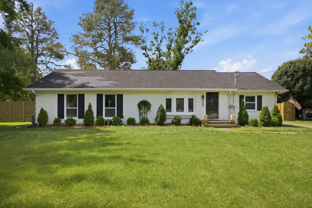 209 Stable Rd, Franklin, TN 37069 - #1