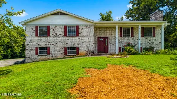 406 Montvale Station Rd, Maryville, TN 37803 - #1