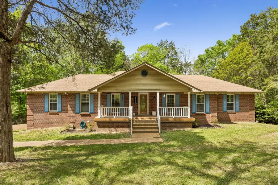 1912 Graceland Dr, Goodlettsville, TN 37072 - #2