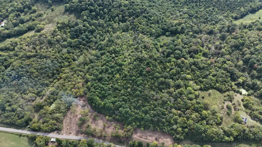 2819 Yell Rd, Lewisburg, TN 37091 - #2