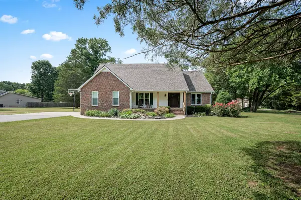 5722 Constantine Dr, Rockvale, TN 37153