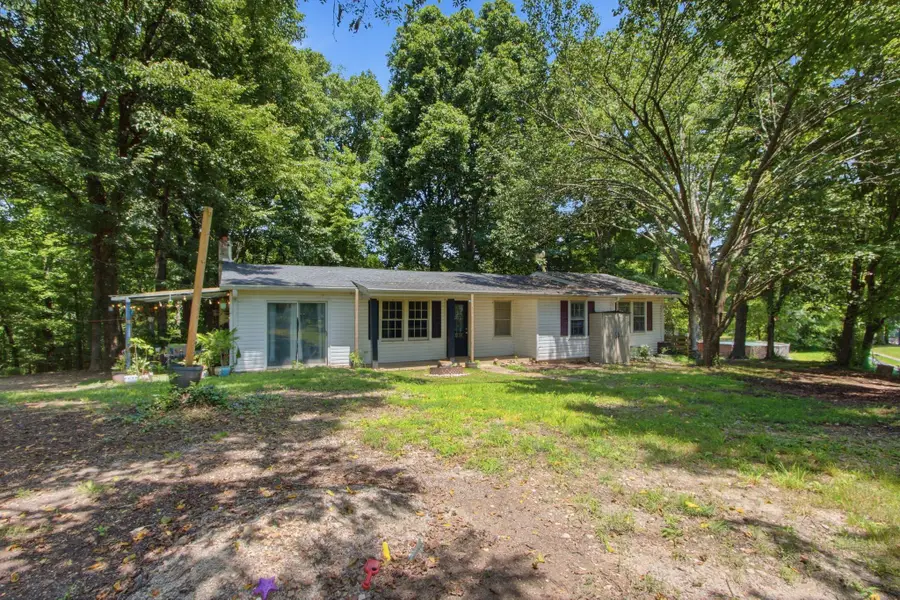 3490 Shouse Rd, Santa Fe, TN 38482 - #2