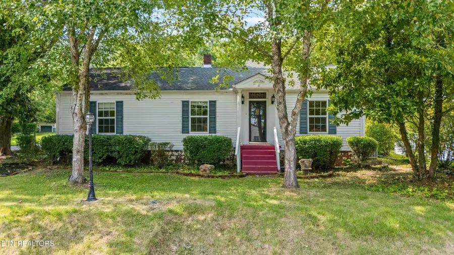 702 Meadowview Drive, Harriman, TN 37748 - #2