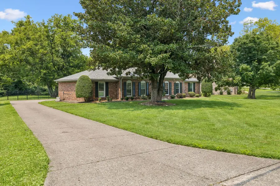 1507 Puryear Pl, Brentwood, TN 37027 - #3