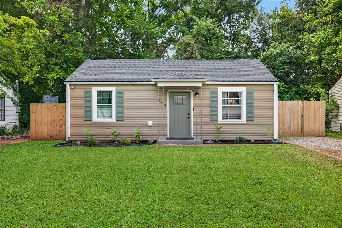 240 Burch Rd, Clarksville, TN 37042 - #1
