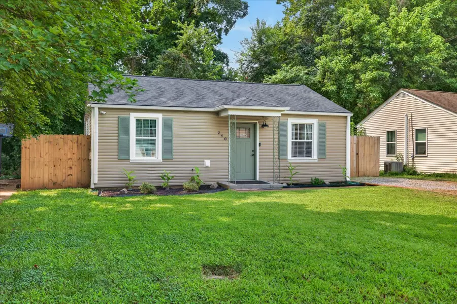 240 Burch Rd, Clarksville, TN 37042 - #2