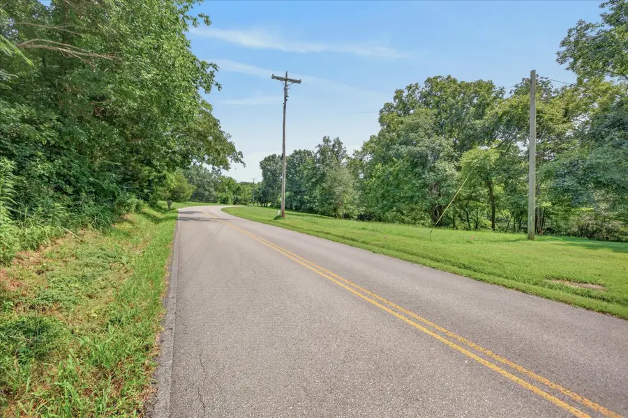 1 Old County House Rd, White Bluff, TN 37187 - #2