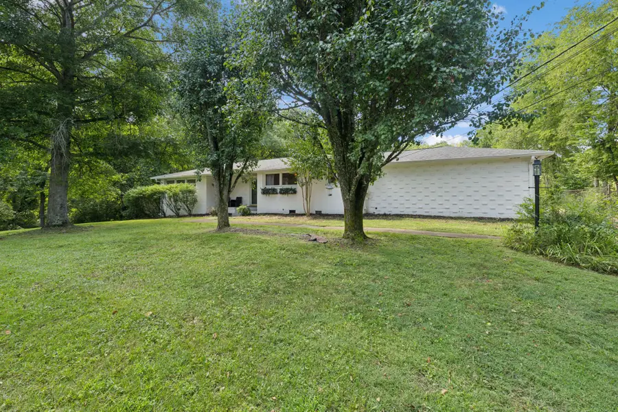 6567 Brownlee Dr, Nashville, TN 37205 - #3