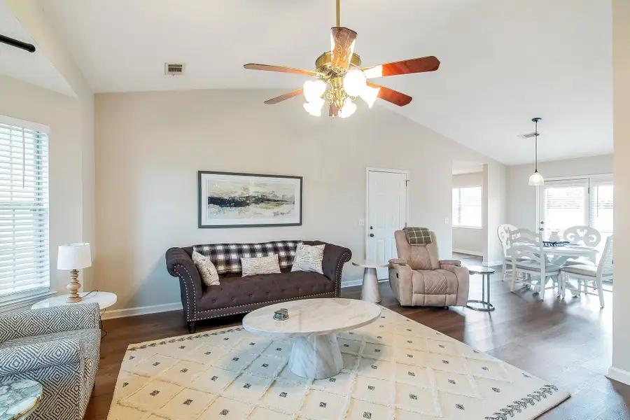 77 Rolling Meadows Dr, Goodlettsville, TN 37072 - #2