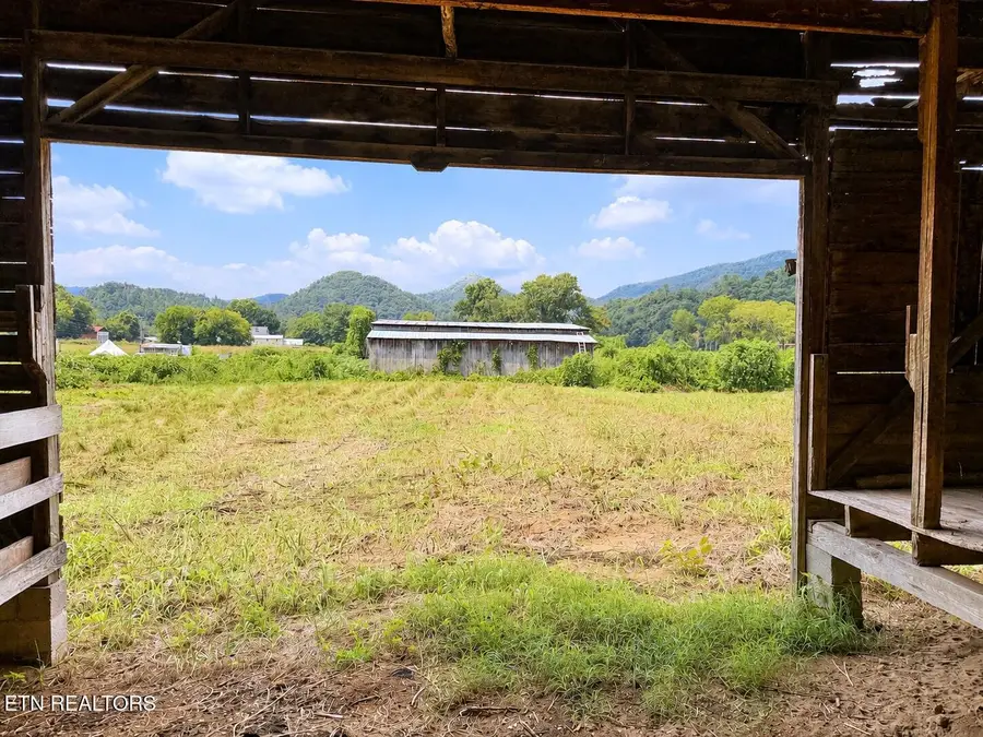 253 S Highway 107, Del Rio, TN 37727 - #3