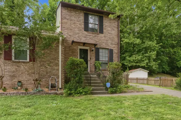 3332 Lakeside Pl, Hermitage, TN 37076