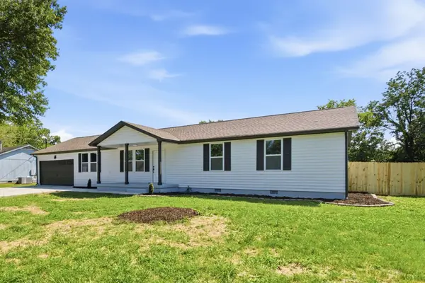 8019 Cooper Dr, Murfreesboro, TN 37129