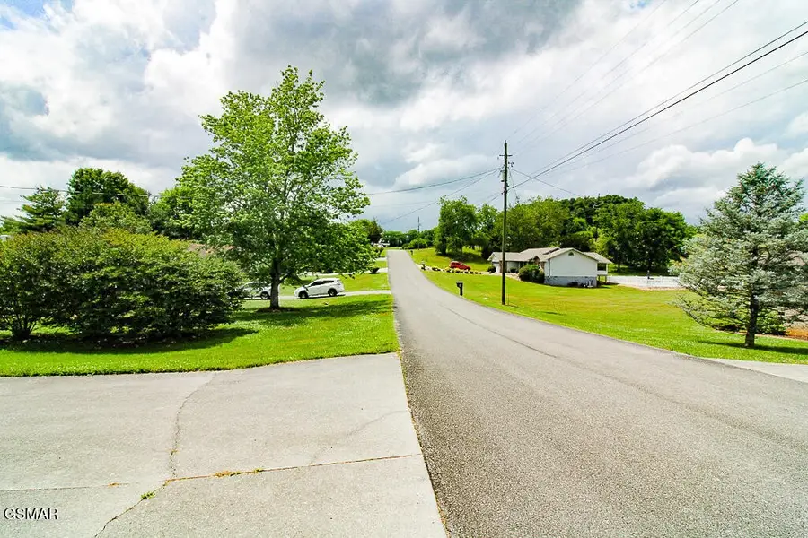 311 Newman Drive, Kodak, TN 37764 - #3