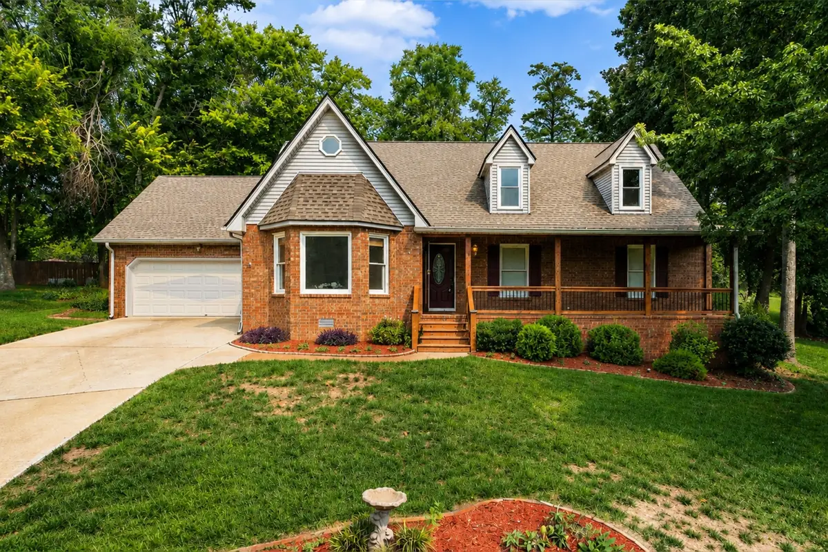 1010 Ash Cir, La Vergne, TN 37086 - #1