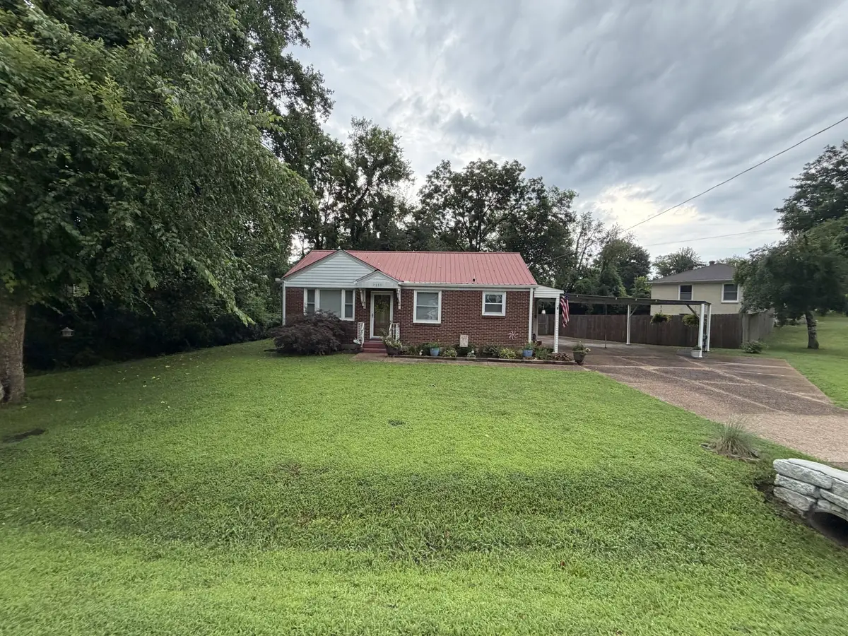 2113 Geneiva Dr, Nashville, TN 37216 - #1