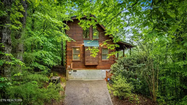 1712 Pulaski Lane, Sevierville, TN 37862