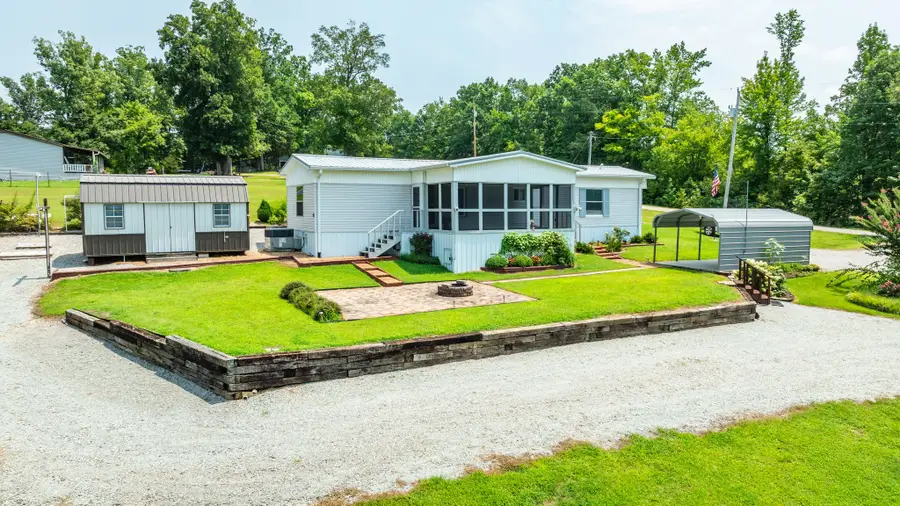 181 Lower Roans Creek Rd, Linden, TN 37096 - #3
