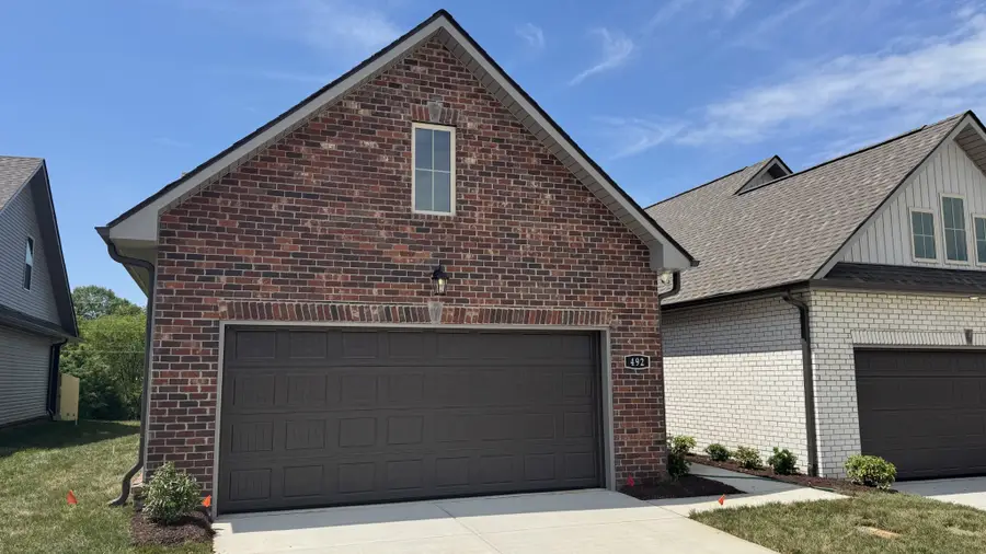 492 W Foxrun, Springfield, TN 37172 - #2
