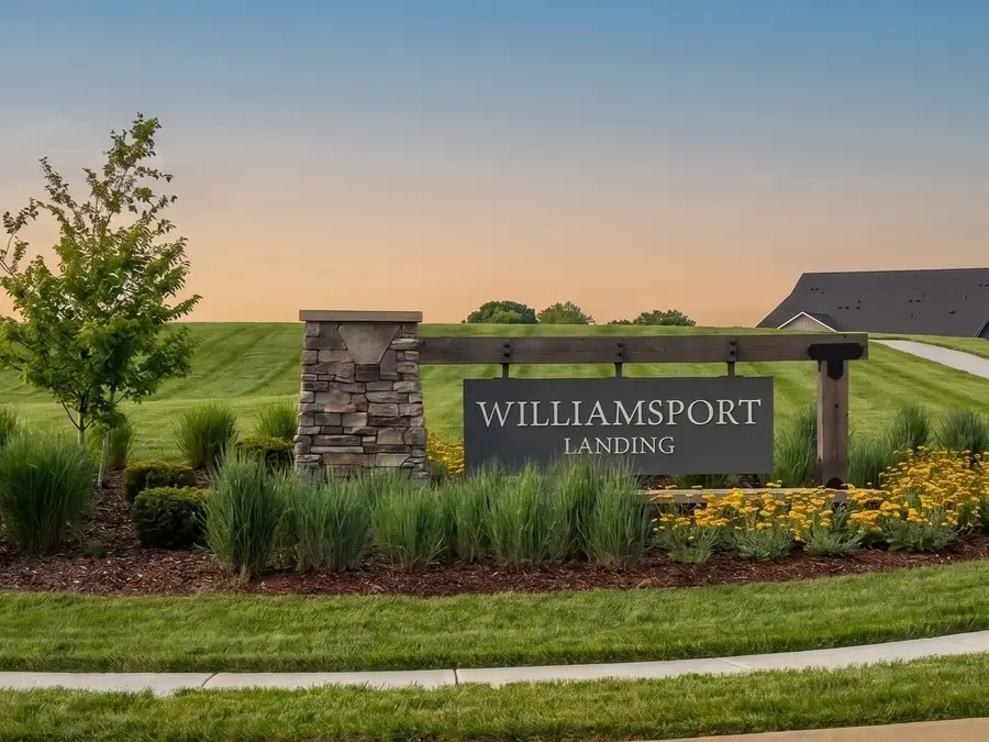1560 Oak Springs Drive, Columbia, TN 38401 - #3