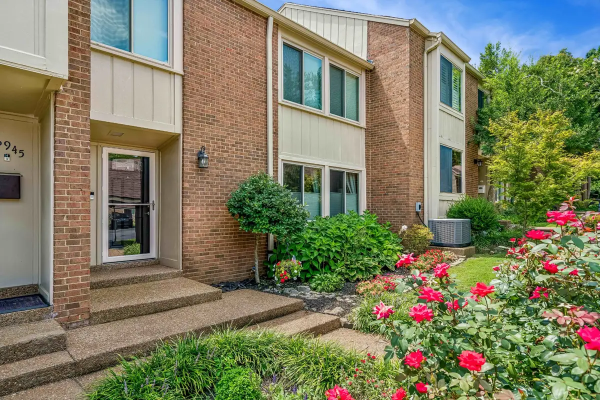 6944 Highland Park Dr, Nashville, TN 37205 - #1