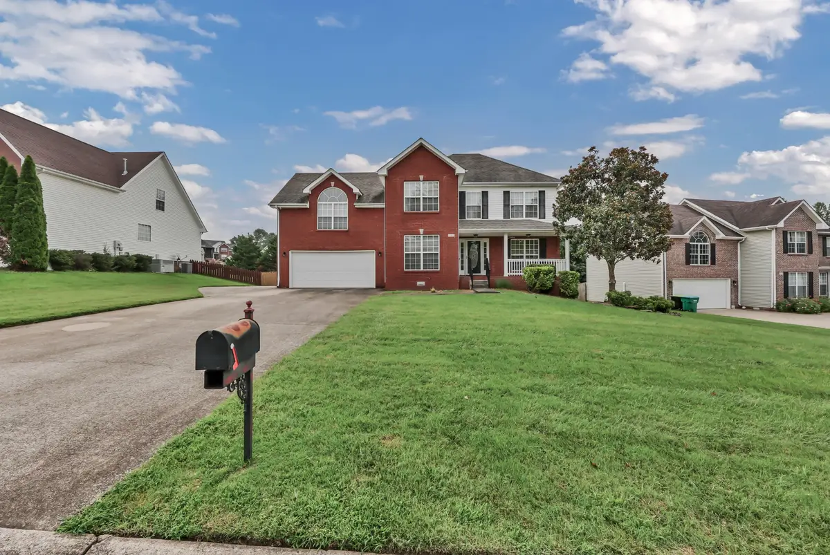 3332 Victoria Ct, Clarksville, TN 37043 - #1