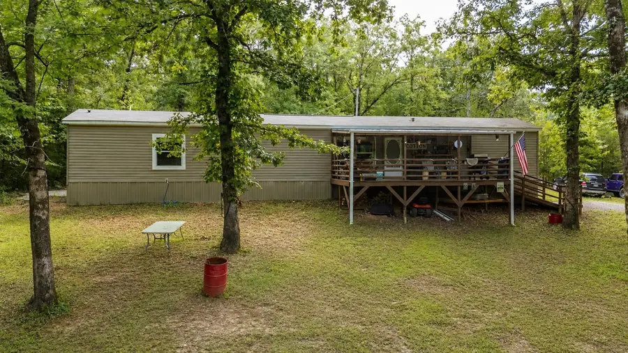 311 Dew Drop Rd, Savannah, TN 38372 - #2