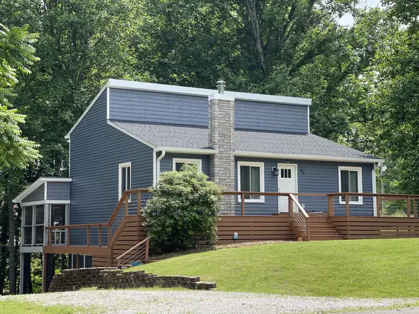 40 Ash Camp Dr, Estill Springs, TN 37330