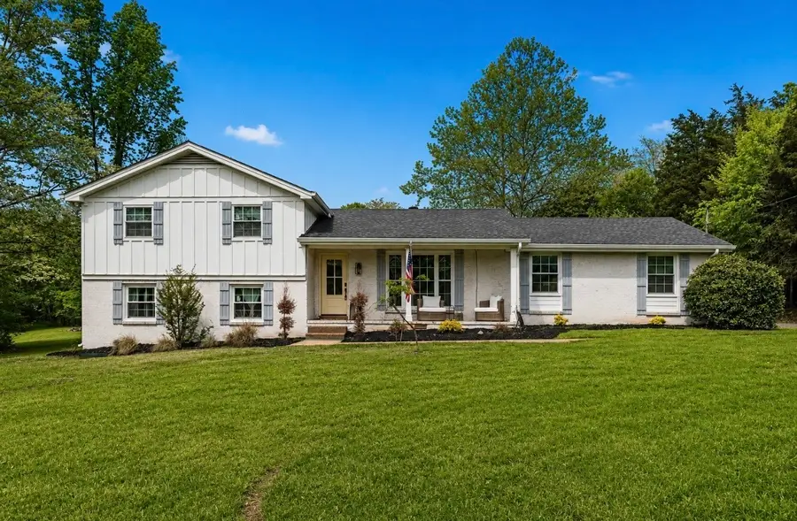 323 Kimberly Ct, Mount Juliet, TN 37122 - #2