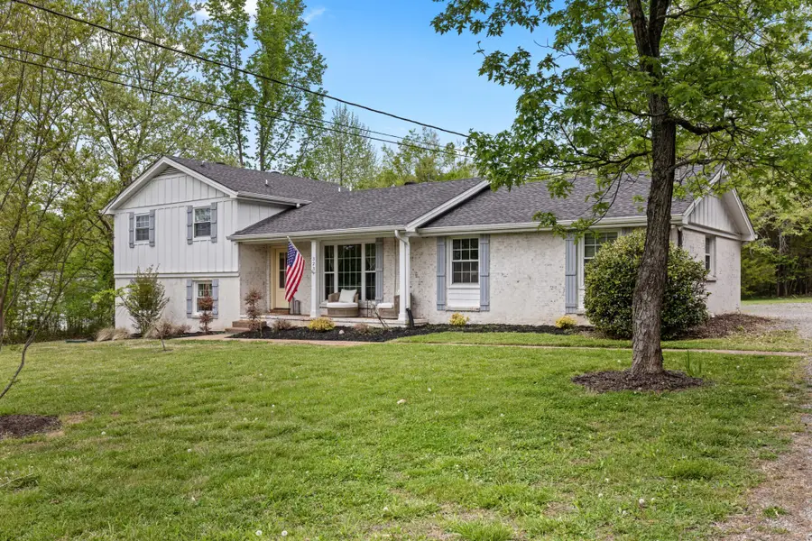 323 Kimberly Ct, Mount Juliet, TN 37122 - #3