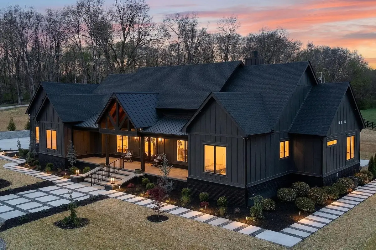 5710 Lunns Store Rd, Chapel Hill, TN 37034 - #1