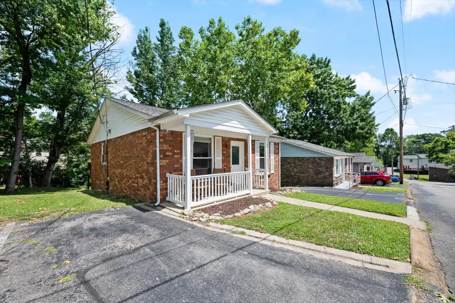 102 Five Oaks Dr, Nashville, TN 37217 - #2