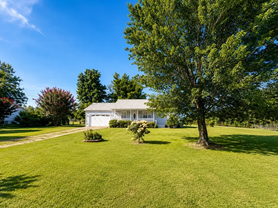 273 Jones Rd, Taft, TN 38488 - #3