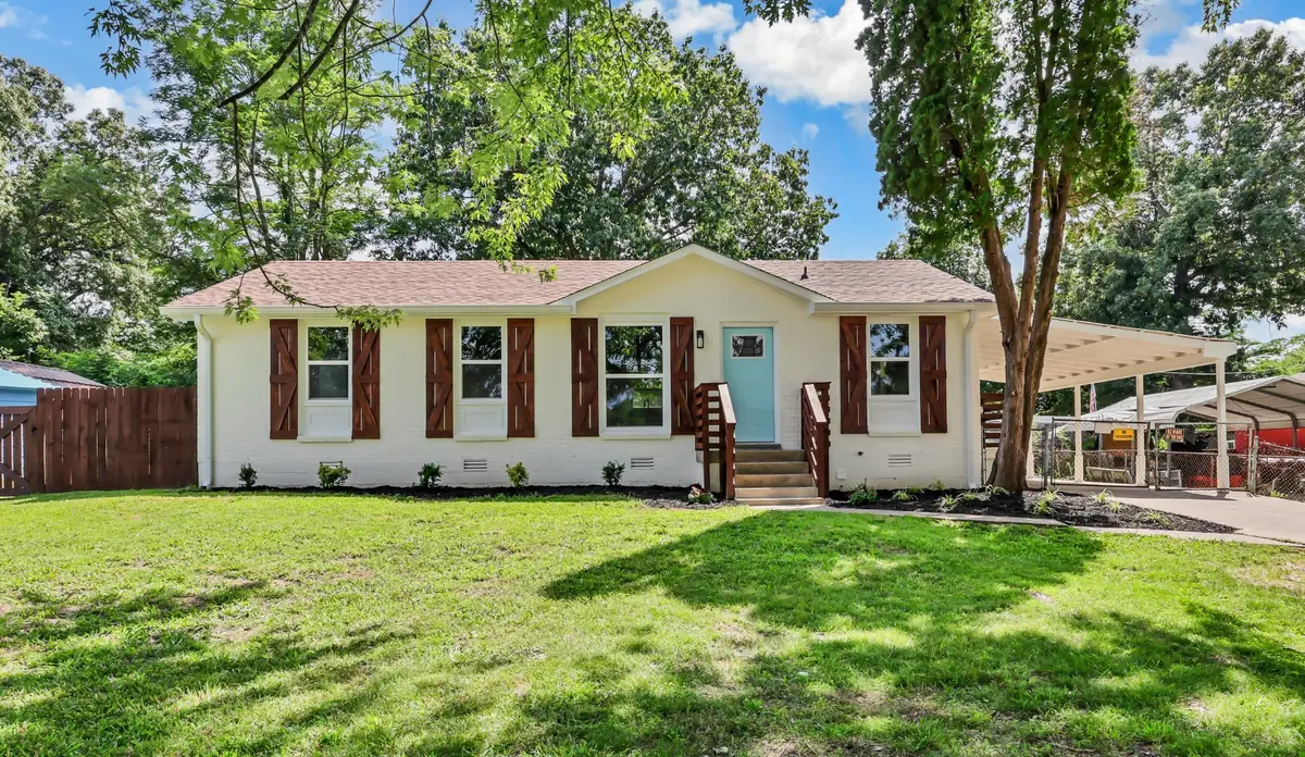 824 Garrettsburg Rd, Clarksville, TN 37042 - #1