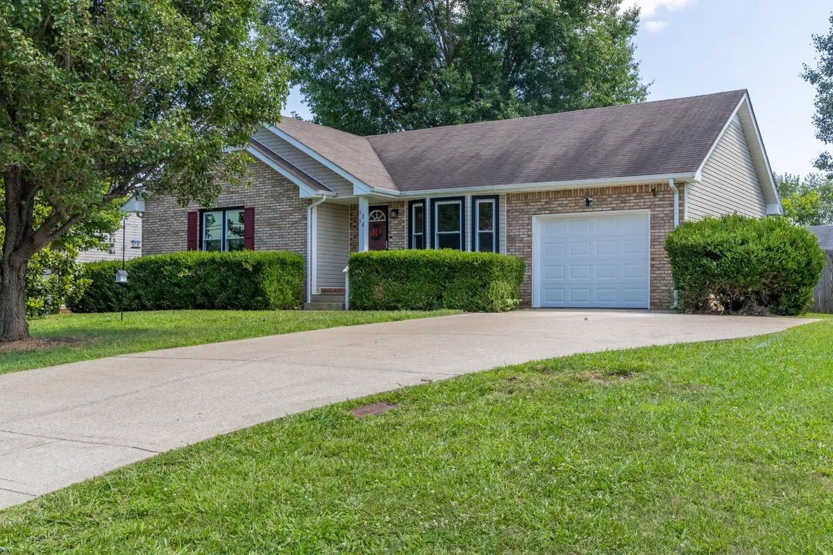 3234 Tabby Dr, Clarksville, TN 37042 - #1