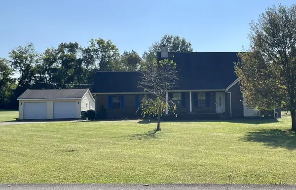 10028 Roanoke Dr, Murfreesboro, TN 37129