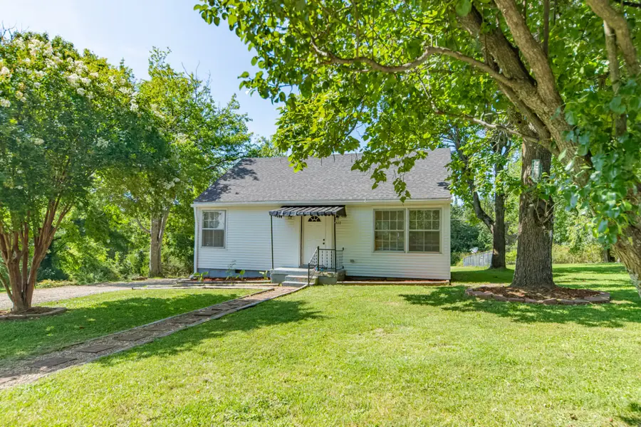 322 W Berkley Cir, Lewisburg, TN 37091 - #2