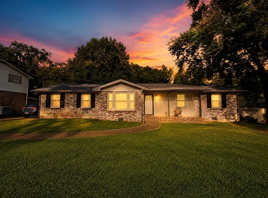 107 Gayle Dr, Old Hickory, TN 37138 - #2