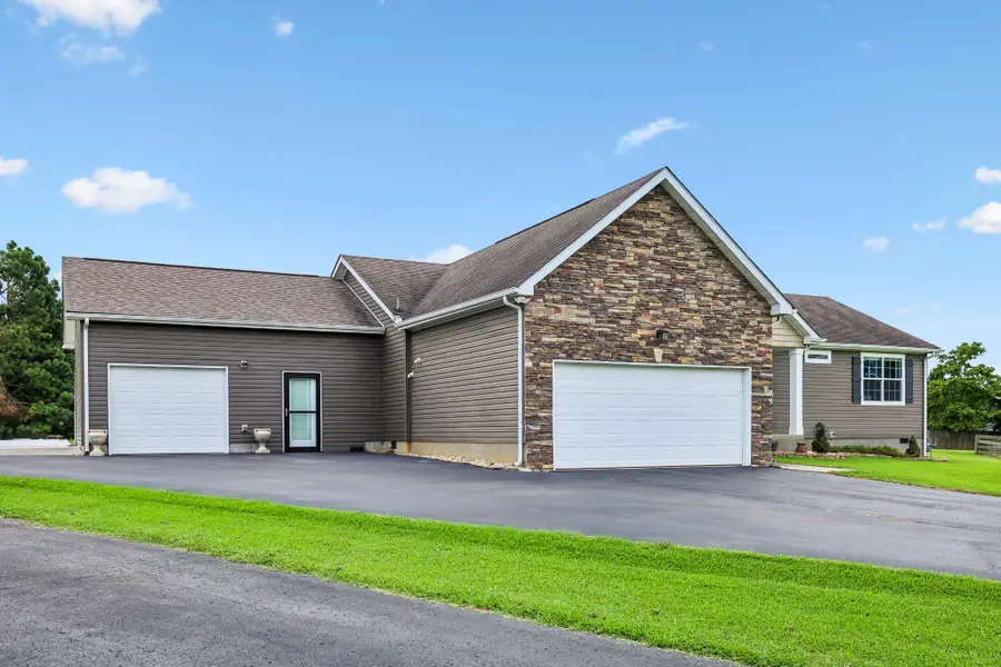 2028 Mason Ln, Spring Hill, TN 37174 - #2
