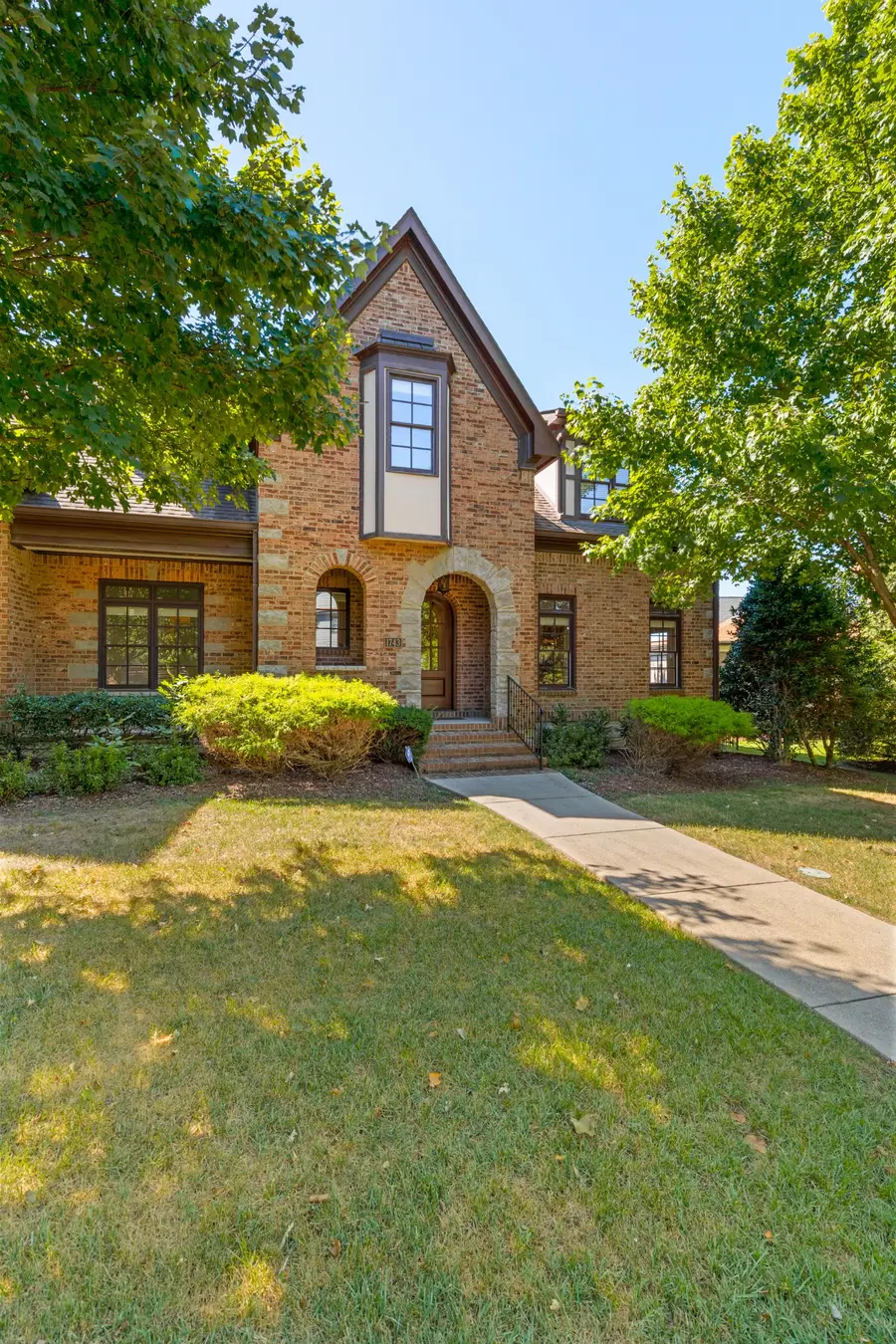 1743 Glen Echo Rd, Nashville, TN 37215 - #2